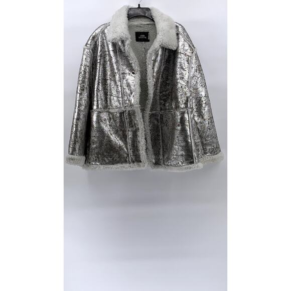 URBAN OUTFITTERS Women's Silver Metallic Faux-Fur Button-Down Coat SZ M - Picture 1 of 12